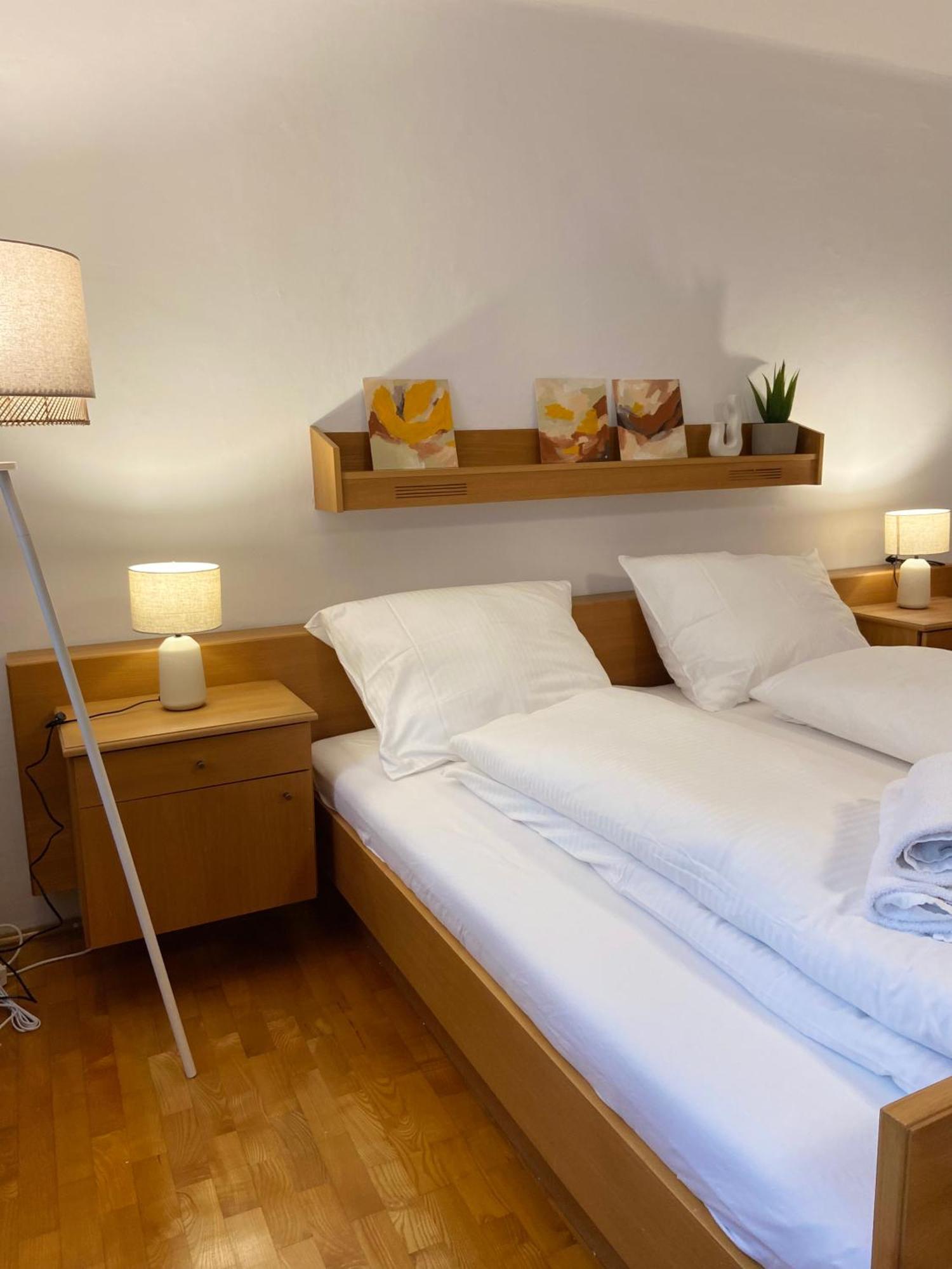 Zentrale Wohnung Gmunden Alte Baeckerei Exterior foto